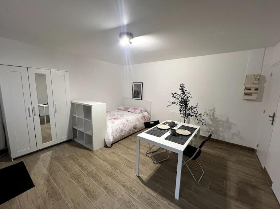 Appartement Proche Tramway Vitry-sur-Seine Dış mekan fotoğraf
